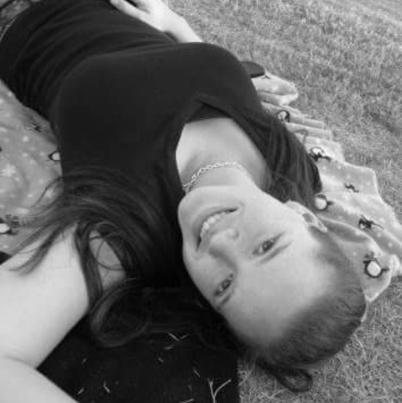 Meet your Posher, Jessica - Picture 2 of 6